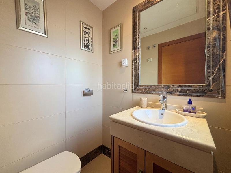 Foto 3bf637be-4746-4472-967a-f4835f57eec0. Casa a schiera con riscaldamento parcheggio piscina in Estepona