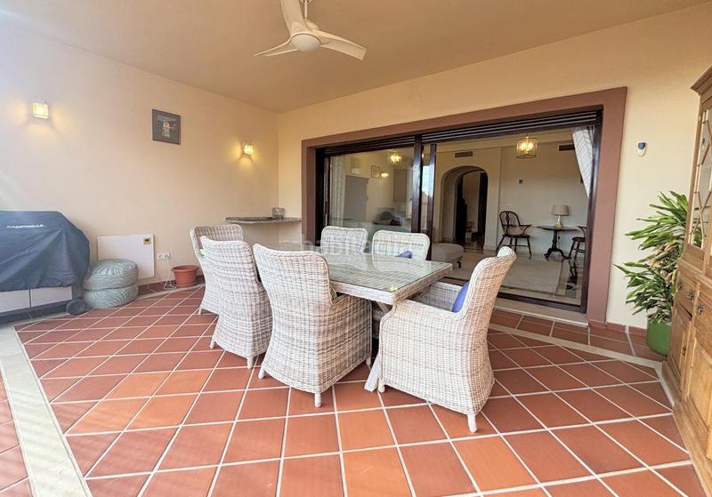 Foto 731e101e-7eb3-4dd0-94a0-e6de34fe6e7c. Casa a schiera con riscaldamento parcheggio piscina in Estepona