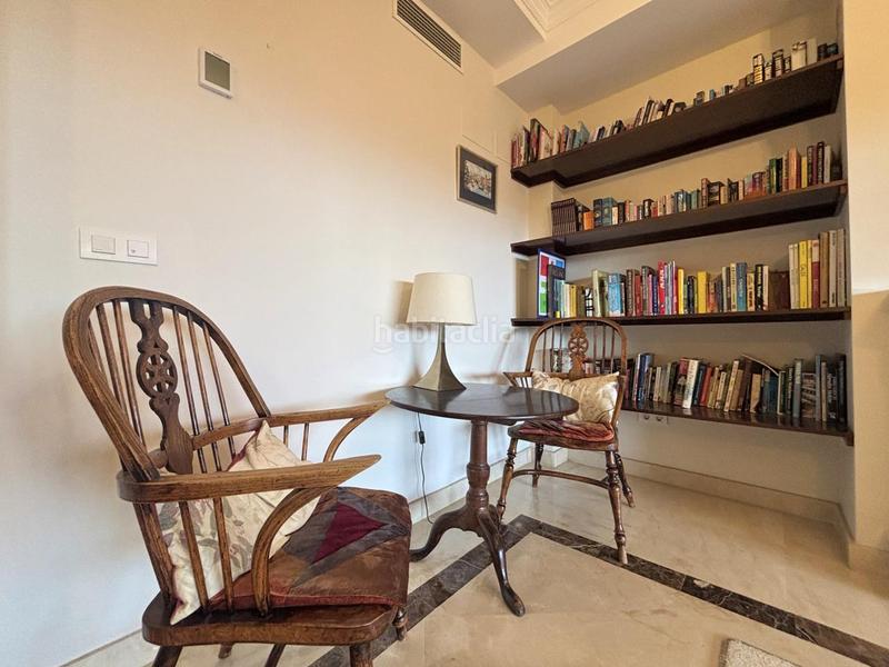 Foto 809b1445-3b87-48b5-b621-209c06ea8cd2. Casa a schiera con riscaldamento parcheggio piscina in Estepona