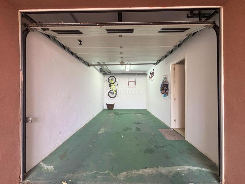 Foto 8b87d03f-fe09-4e19-abcc-bfa82cfcdb35. Casa a schiera con riscaldamento parcheggio piscina in Estepona