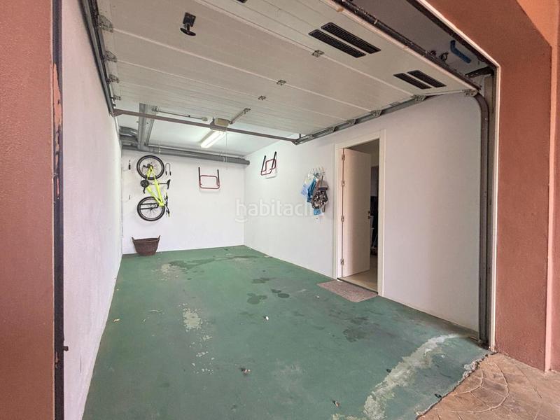 Foto 9ce2bee2-6ae1-410d-bf3c-0ea2e121f669. Casa a schiera con riscaldamento parcheggio piscina in Estepona