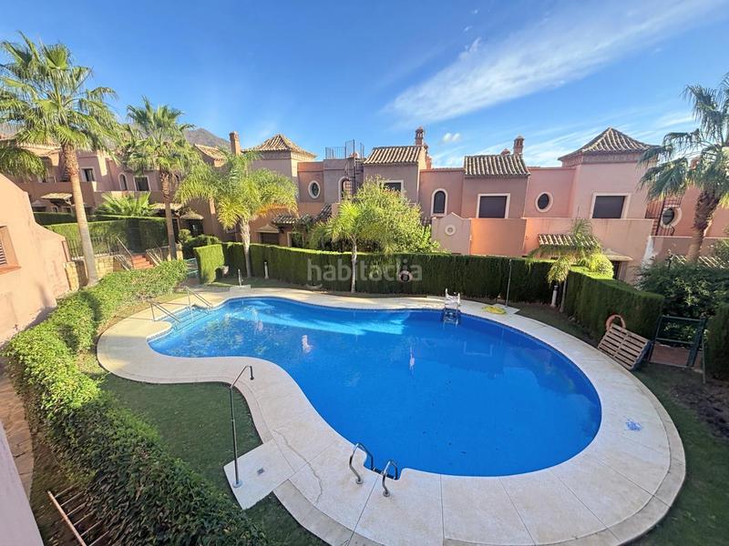 Foto cb967e7a-13a7-4967-a5c0-995ad07b415f. Casa a schiera con riscaldamento parcheggio piscina in Estepona