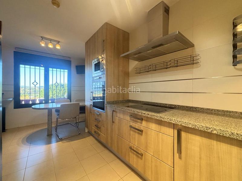 Foto dcebf1b5-a88c-40bc-bf41-db7105c349df. Casa a schiera con riscaldamento parcheggio piscina in Estepona