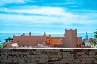Penthouse  Torre de la sal. Maravilloso ático luminoso con terraza y vistas al mar.