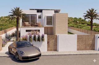 Terreno residenziale  María teresa león. Parcela urbanizable con proyecto y licencia  en casares costa.