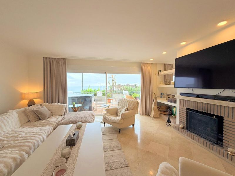 Foto 1b3c3827-3535-4dbd-b859-5a3a9335b418. Dúplex amb aparcament piscina a bahía de Casares Casares