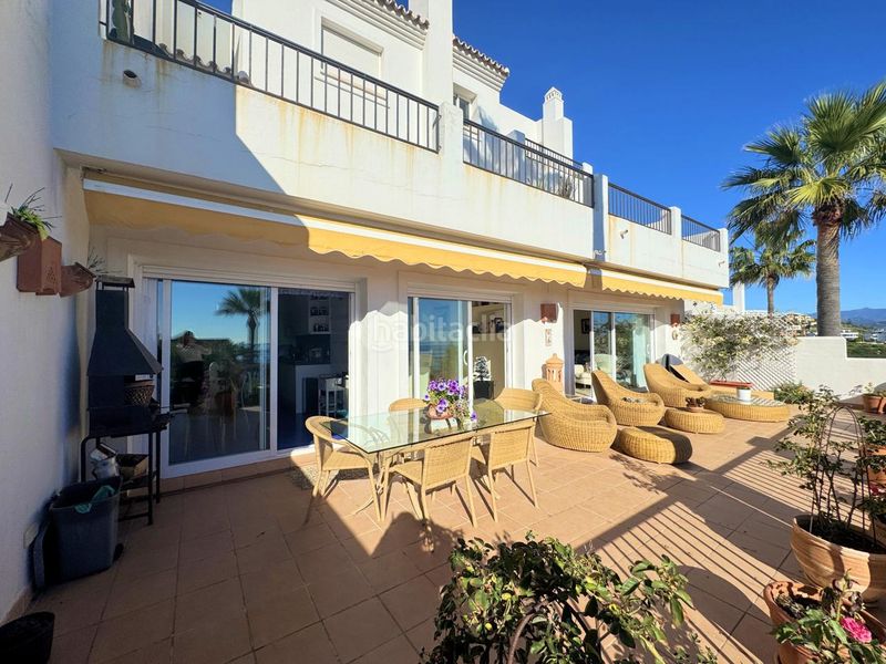 Foto a7ce2894-40ed-4a23-a822-768c9433b8e6. Dúplex amb aparcament piscina a bahía de Casares Casares