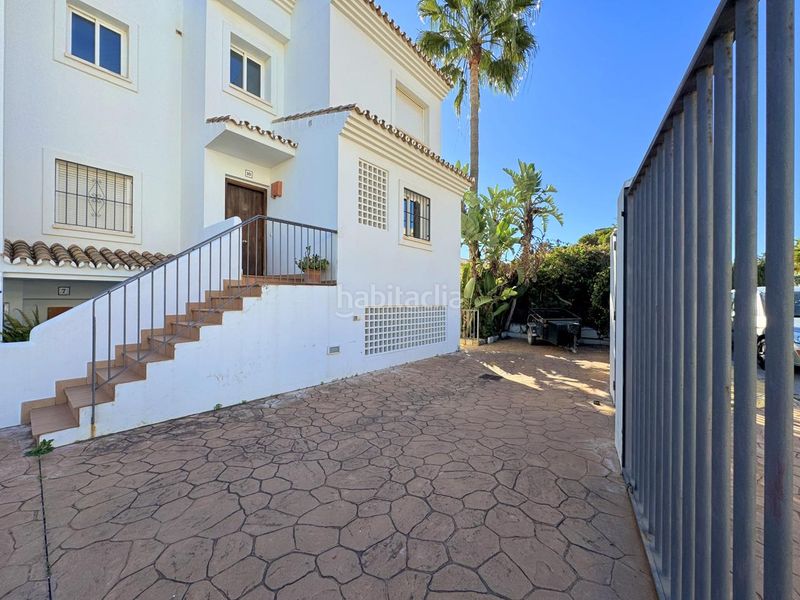 Foto b0e53d82-eca6-4e6b-af38-b46cc2958ad0. Dúplex amb aparcament piscina a bahía de Casares Casares