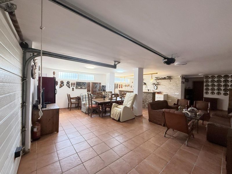 Foto 3b6ca272-a529-485e-907d-a9b7a56ed052. Casa amb aparcament piscina a Casares golf - Casares del sol Casares