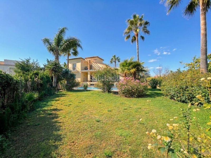 Foto 750b988d-195f-4400-a879-d16c530dc75b. Casa amb aparcament piscina a Casares golf - Casares del sol Casares