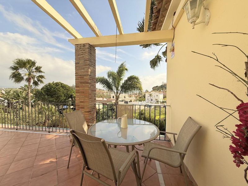 Foto bdc062c8-001d-4f87-b547-16a7b97e1a5e. Casa amb aparcament piscina a Casares golf - Casares del sol Casares