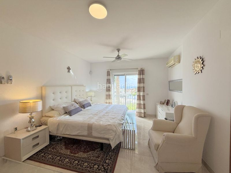 Foto fe125e7e-518f-4083-8233-a5aeb623f872. Casa amb aparcament piscina a Casares golf - Casares del sol Casares
