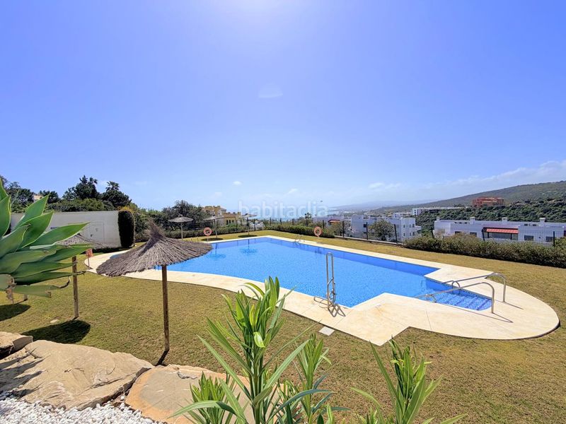 Foto 84c7ec92-3248-4fef-b4ea-d73a4d469972. Casa adossada amb piscina a Chullera Manilva