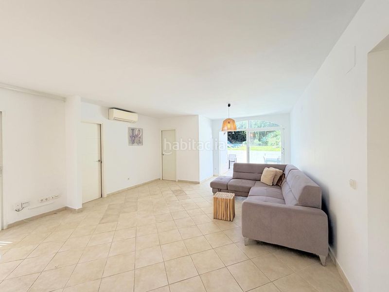 Foto 4fde9483-1923-4505-9384-489516a1575f. Casa amb aparcament piscina a Nueva Andalucía centro Marbella