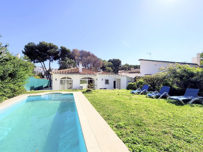 Foto d773d14e-0ed5-4598-a06f-d68bec913422. Casa amb aparcament piscina a Nueva Andalucía centro Marbella