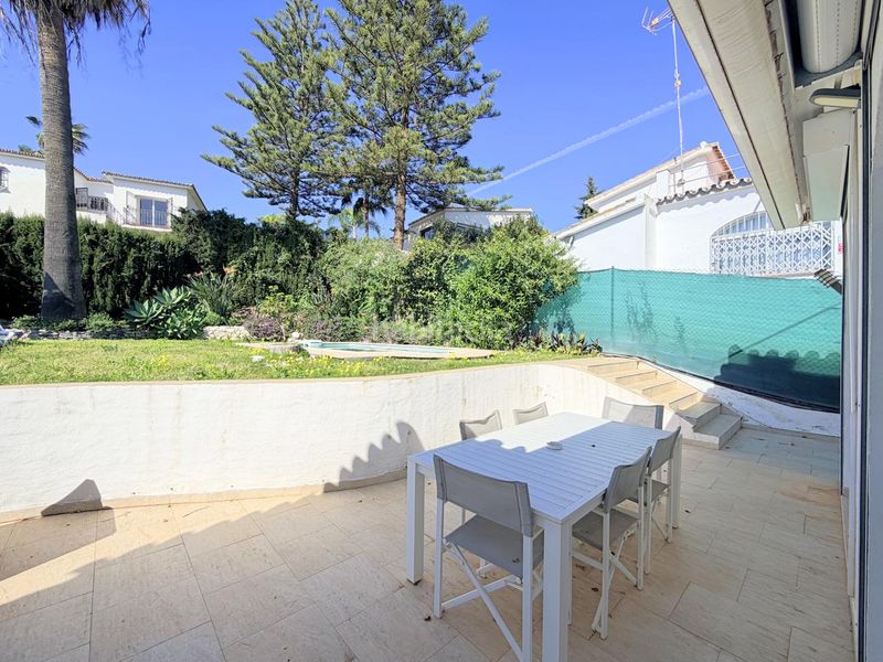 Foto e2010bdd-16f5-444a-9159-45b489d1da55. Casa amb aparcament piscina a Nueva Andalucía centro Marbella