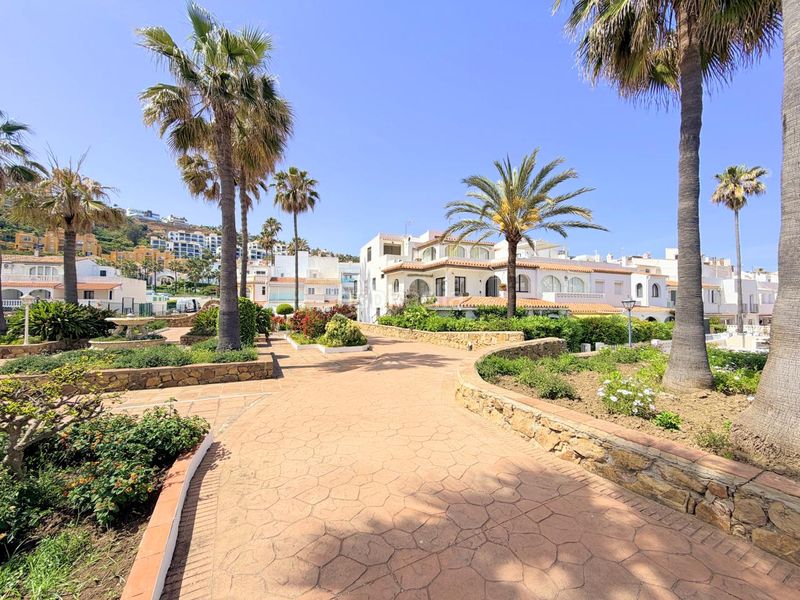 Foto 2f1ff5e0-d404-46de-a530-c497c856b07d. Casa amb piscina a Chullera Manilva