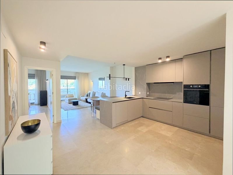 Foto e5cc6ac9-139c-4105-b442-b609288248bf. Apartament amb calefacció aparcament piscina a Chullera Manilva