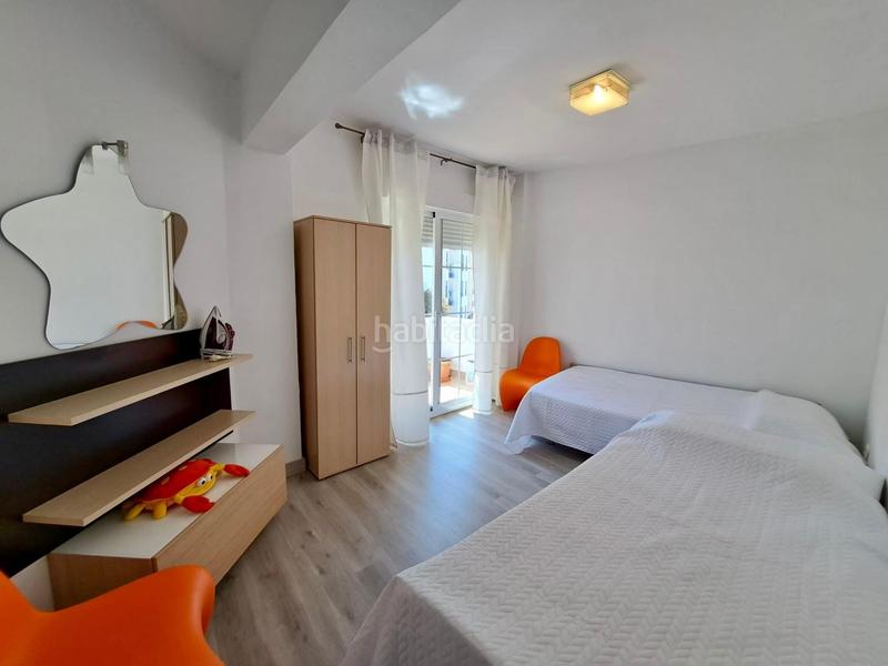 Foto 09c65f4e-3cb3-4644-8217-0097b3fb6afd. Casa con riscaldamento in El Puerto Roquetas de Mar