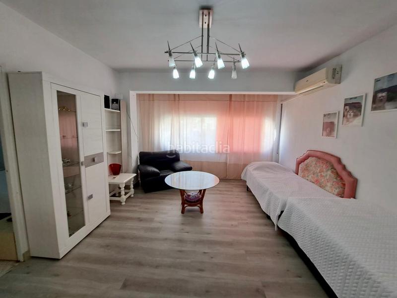 Foto 916c1ad9-64cf-40e2-9d1e-137373ecfc67. Casa con riscaldamento in El Puerto Roquetas de Mar