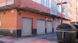 Local commercial  Calle mercurio. Venta de  dos locales en rambla amatisteros muy  ecónomico