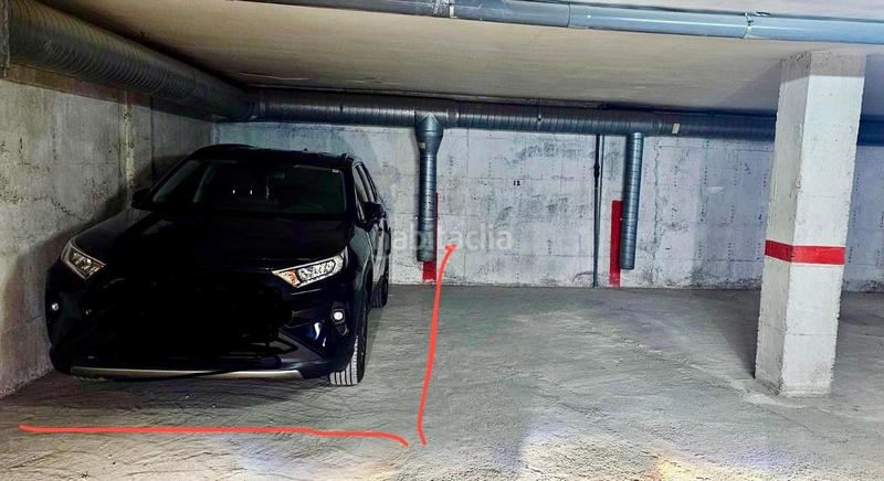 Foto 939b239b-a682-4d6a-89f4-f1c48c81075f. Parking voiture dans Aguadulce Norte Roquetas de Mar