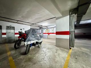 Lloguer Aparcament de moto a Nueva Andalucía. Plaza de moto en alquiler por solo 30mes!