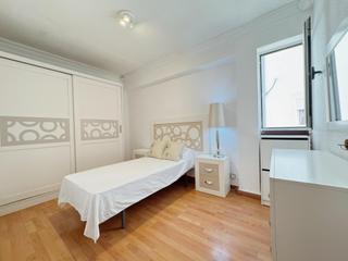 Appartement  Calle padre santaella. Piso en el centro.