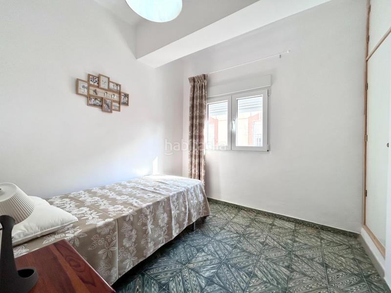 Foto 9e998789-c923-425b-a5f9-b5c0122af512. Alquiler piso alquiler piso semireformado con solárium privado , zona los ángeles en Almería