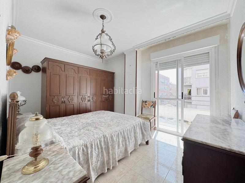 Foto df72d6f4-a867-43a7-9824-bafc3c88e1ab. Piso  amplio y luminoso en zona céntrica en Oliveros - Altamira Almería