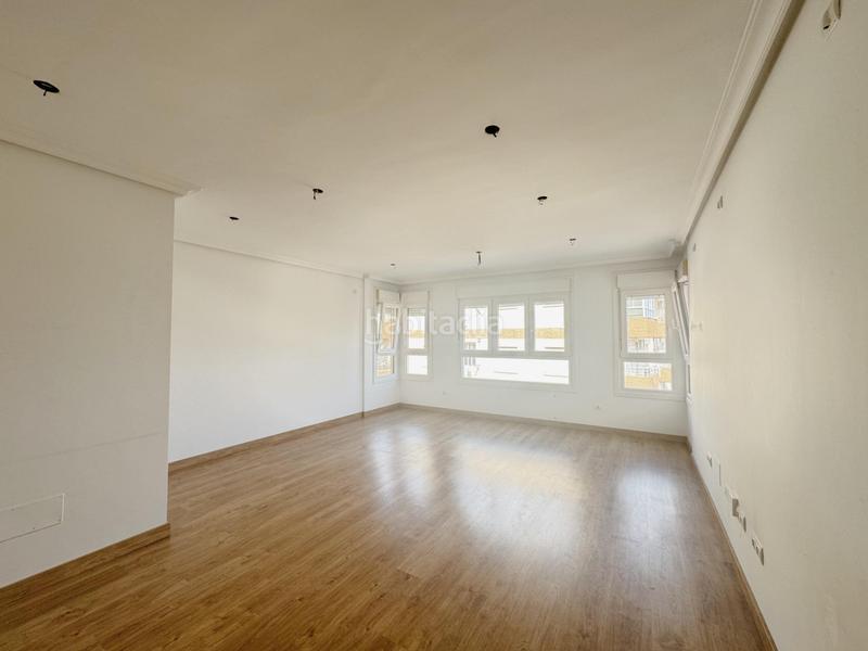 Foto 1801c061-1659-4141-8e53-7f9a63394790. Piso  en venta en antonio cano en San Luis Almería