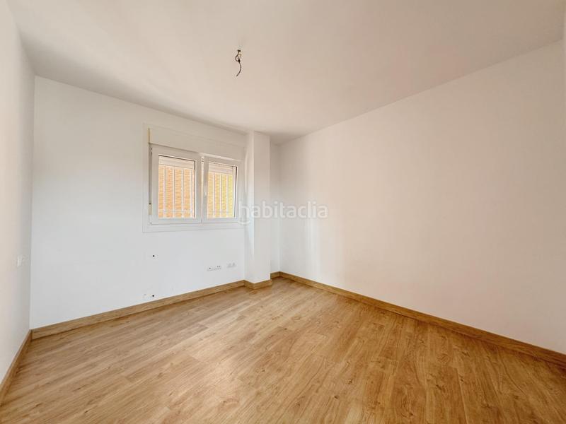 Foto 4d31aeb1-4ef1-4156-99e3-3563d58b6b68. Piso  en venta en antonio cano en San Luis Almería