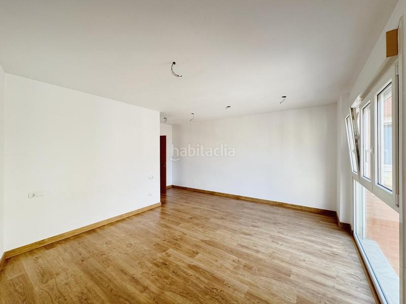 Foto 71223416-688c-4aea-ba00-2a392451e6ee. Piso  en venta en antonio cano en San Luis Almería