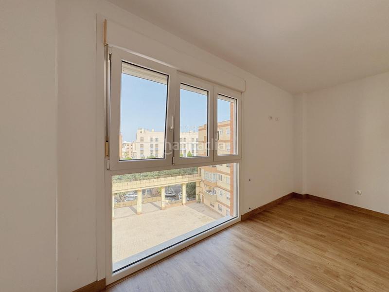 Foto 732c38b0-05fb-4706-b3ee-fd974fe36274. Piso  en venta en antonio cano en San Luis Almería