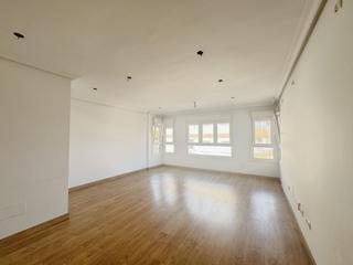 Appartement  Calle antonio cano. Piso en venta en antonio cano