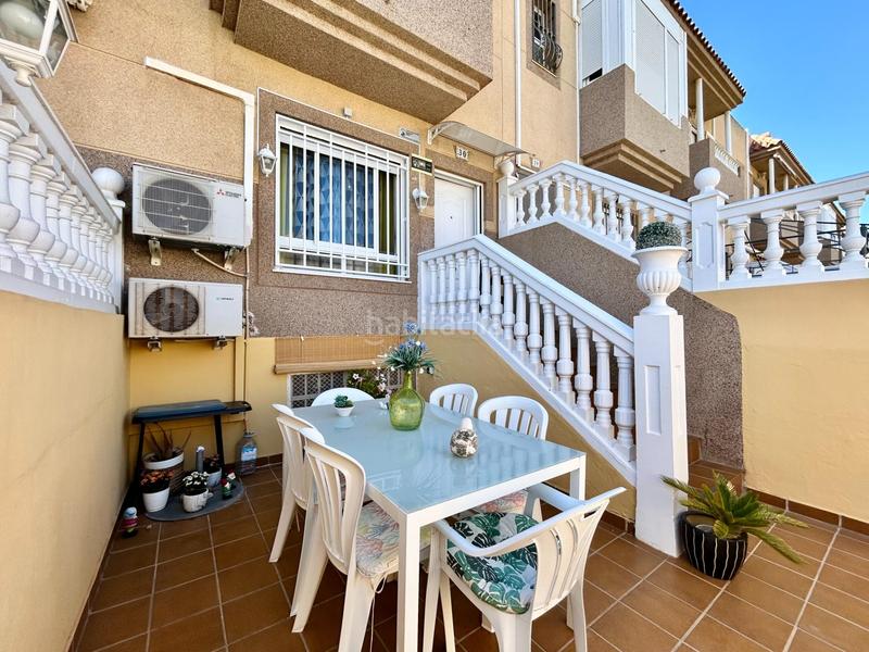 Foto 1f86c8a5-562d-4dd1-8007-4740a1c0c5a4. Casa adosada la casa adosada que lo tiene todo luz, espacio y ubicación en Almería