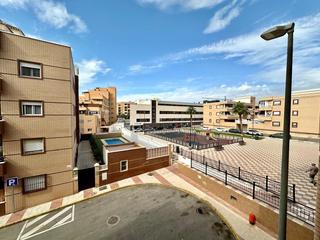 Miete Etagenwohnung in Aguadulce Sur. Alquiler de larga temporada