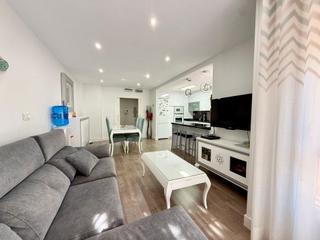 Pis  Avenida carlos iii (as). Piso totalmente reformado en el parador