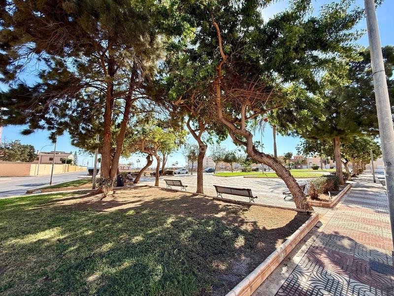 Foto ec9e68cd-6032-46f3-9a0d-93321f0ae699. Appartement avec parking piscine dans El Puerto - La Romanilla Roquetas de Mar