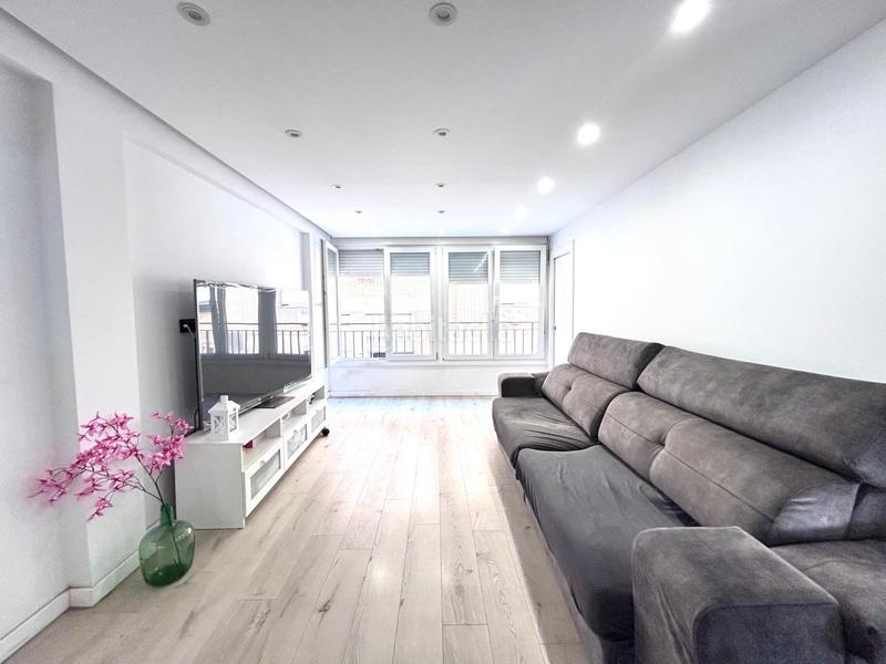 Foto e7dd185c-7d0d-4458-b035-e6bdf1ab39c6. Appartamento con riscaldamento in Centro Almería