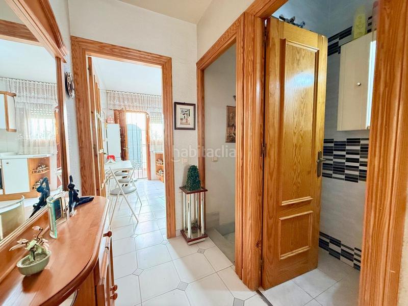 Foto 2c78eaa9-cb7d-4613-97e4-da7dc343e2ac. Maison jumelée avec parking dans El Puerto Roquetas de Mar