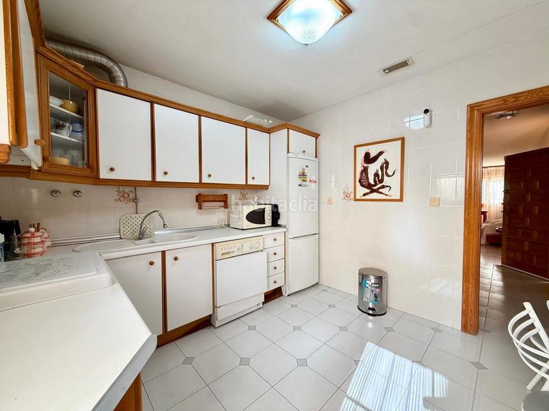 Foto 2d5b714d-6073-4617-bf19-b3fbba30fac4. Maison jumelée avec parking dans El Puerto Roquetas de Mar