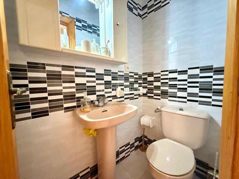 Foto b5f0e0ba-4718-488d-b414-53d80b46f630. Maison jumelée avec parking dans El Puerto Roquetas de Mar