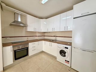 Flat  Pasaje lourdes del polvorin. Acogedor piso seminuevo en aguadulce, almería  ideal para invers
