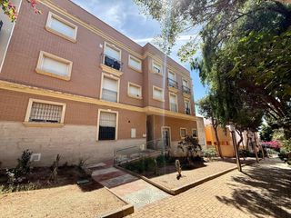 Etagenwohnung  Pasaje lourdes del polvorin. Acogedor piso seminuevo en aguadulce, almería  ideal para invers