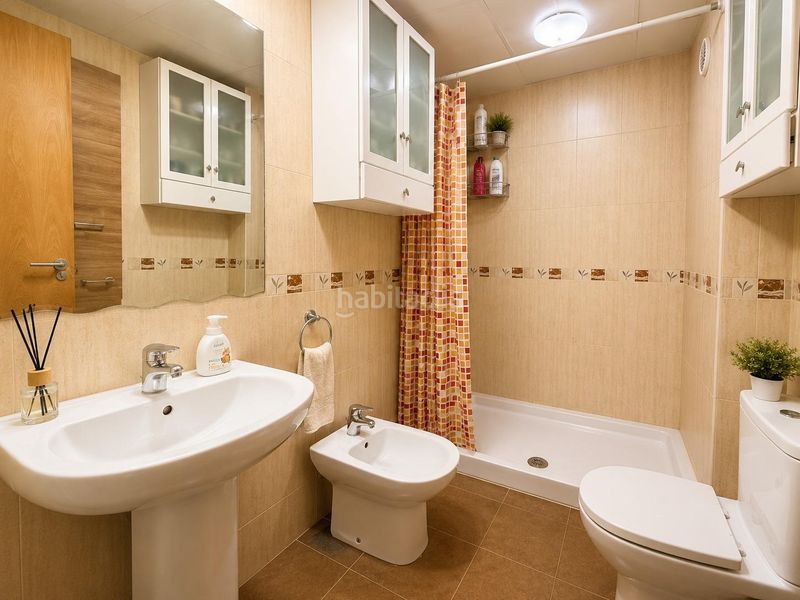 Foto cd753cce-2c4b-48da-8c00-ad0b473552e1. Casa adossada amb aparcament piscina a La Envía Vícar