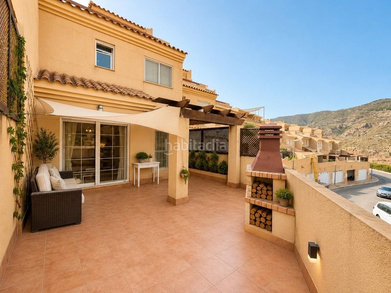 Foto db49389b-351c-42f9-8334-7d6e52d50ce3. Casa adossada amb aparcament piscina a La Envía Vícar
