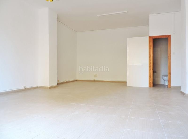 Foto d48bc779-dbd1-47cb-9014-0ac561af9059. Rent business premise in Nueva Andalucía Almería