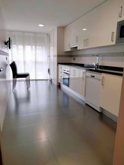 Rent Flat in Tablero Bajo - Arruzafilla. Piso en urbanizacion privada con piscina