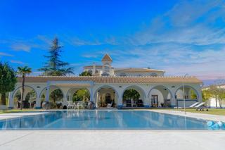 Xalet a Poleares. Espectacular casa de lujo con licencia de hotel rural una joya a
